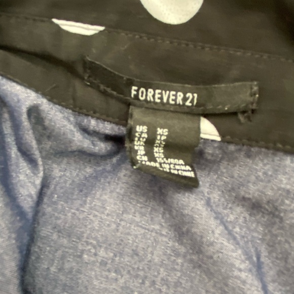 Forever 21. Shirt. Black/Blue Denim Design. Sz XS. - Picture 7 of 10